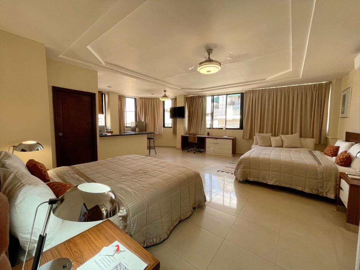 Hotel Libertad At Historic Main Street Santo Domingo Exterior foto